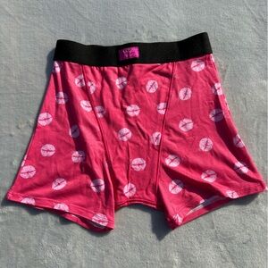 3/$30 XOX Betsey Johnson Pink Lipstick Kiss Lounge Shorts - S